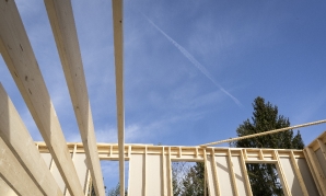 Michael & Hussnedkeren A/S kan både indgå i dele af et byggeforløb eller alle faser, når boligdrømme skal realiseres.